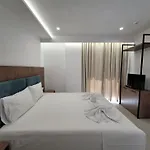 Otel Prestige 3*
