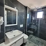 Otel Prestige 3*