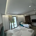 Prestige Hotel