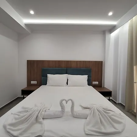 Prestige Hotel 3*