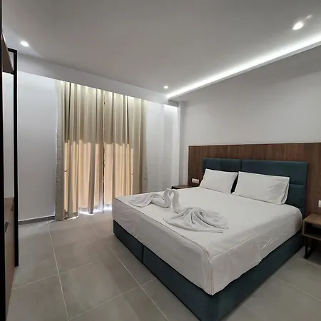 Prestige Hotel 3*